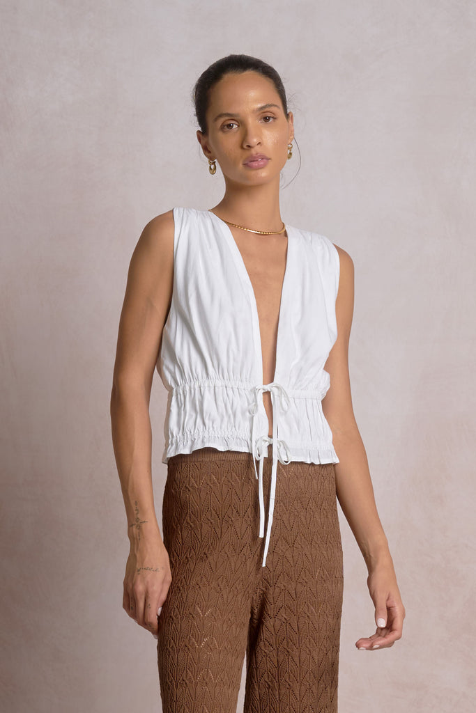 Sleeveless Open Front w/Ties