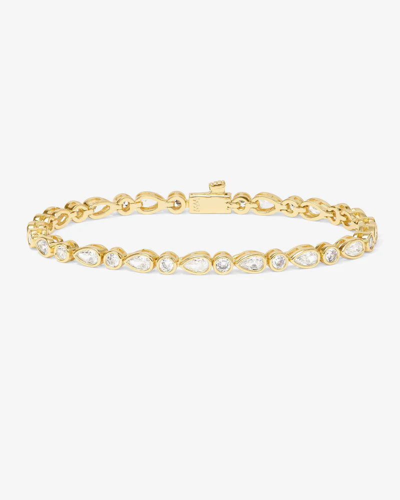 Isla Tennis Bracelet in 18k gold plating featuring dazzling simulated diamonds, perfect for summer collection and resort wear.