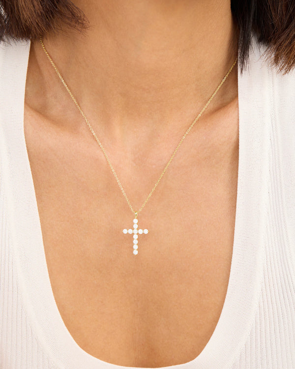 Oh She Fancy Small Cross Pendant