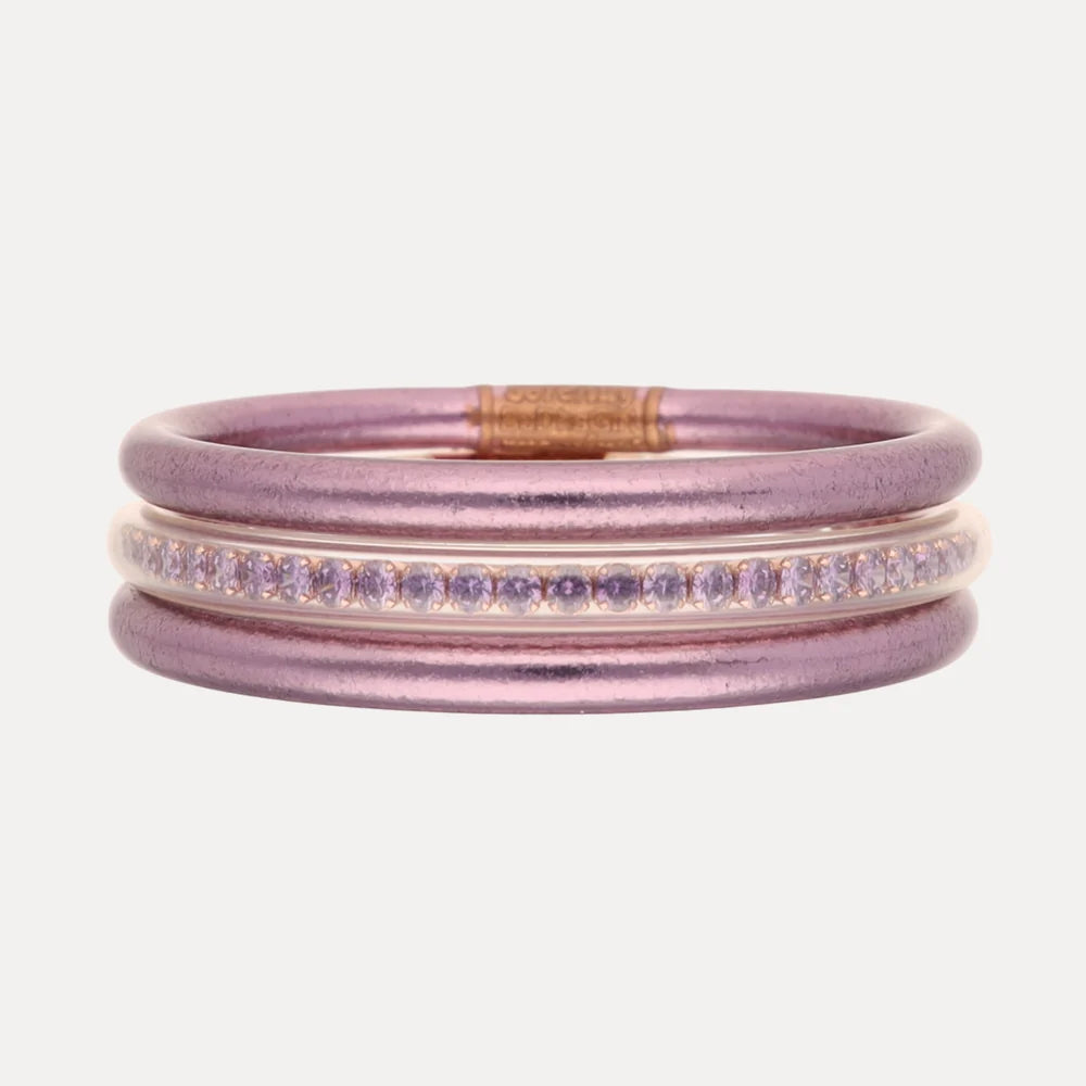 The Queen Stack Set of 3