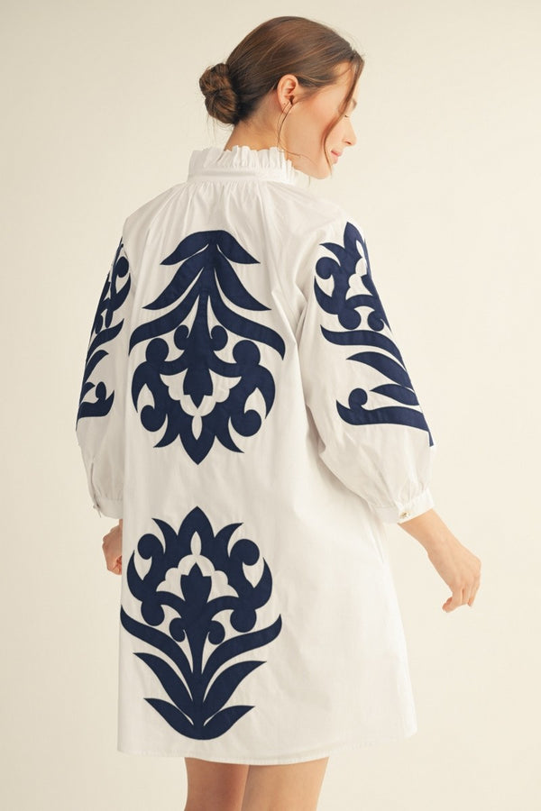 Baroque Applique Shift Dress White & Blue